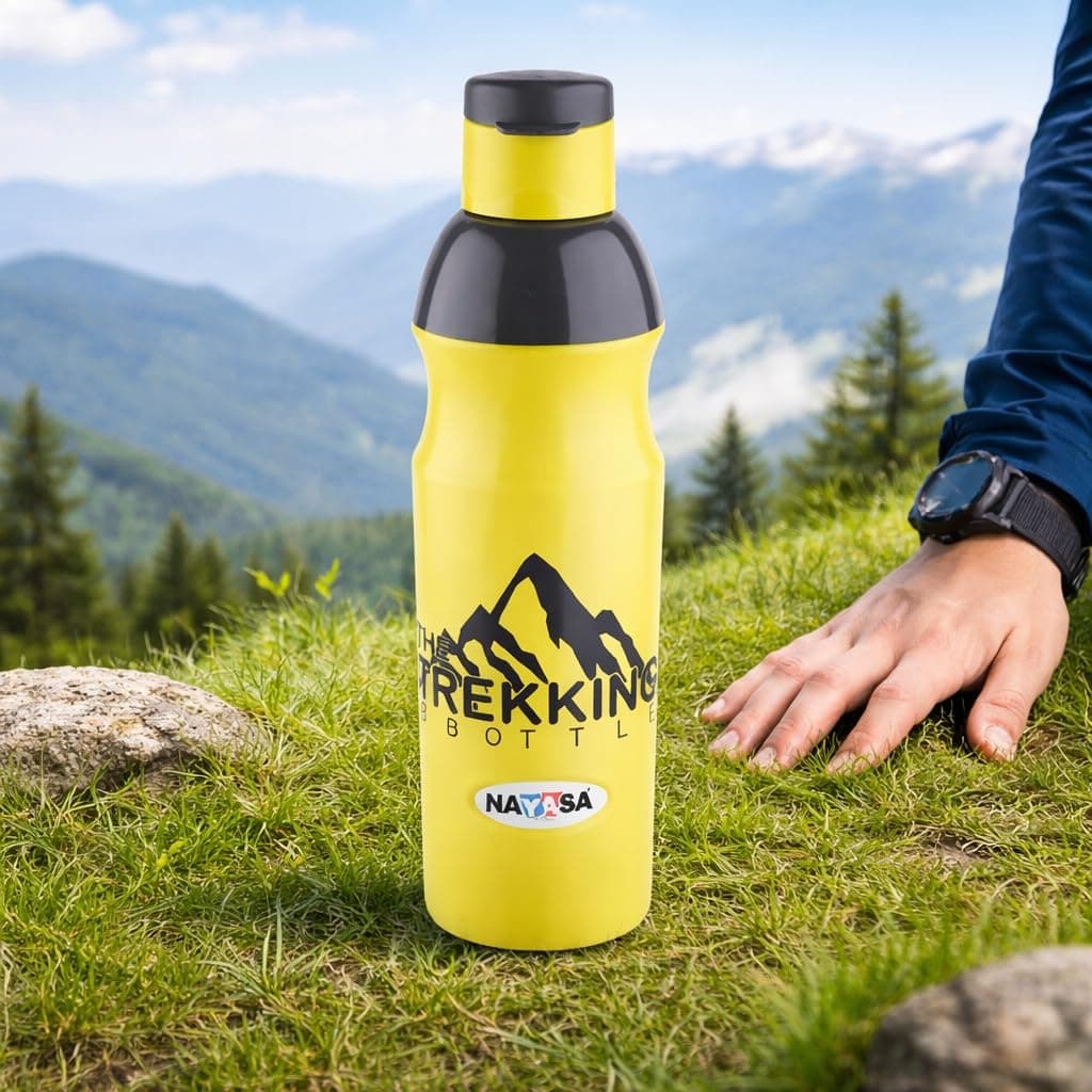 Nayasa Trekking 700ml Water Bottle | BPA-Free Insulated Plastic Inner | Leak-Proof Twist Cap | For Office, School, Gym, Travel, and Outdoor Use | Green